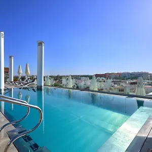 Monte Triana Hotel